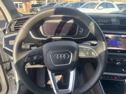 2025 Audi Q3 quattro S line Premium 45 TFSI