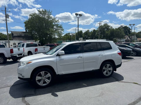 2012 Toyota Highlander for sale at Aurora Auto Center Inc in Aurora IL