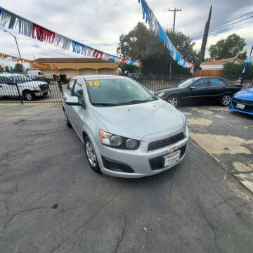 2016 Chevrolet Sonic LS Auto