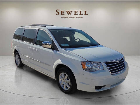 2010 Chrysler Town and Country Touring