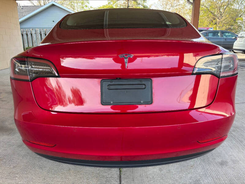 2021 Tesla Model 3 Standard Range Plus
