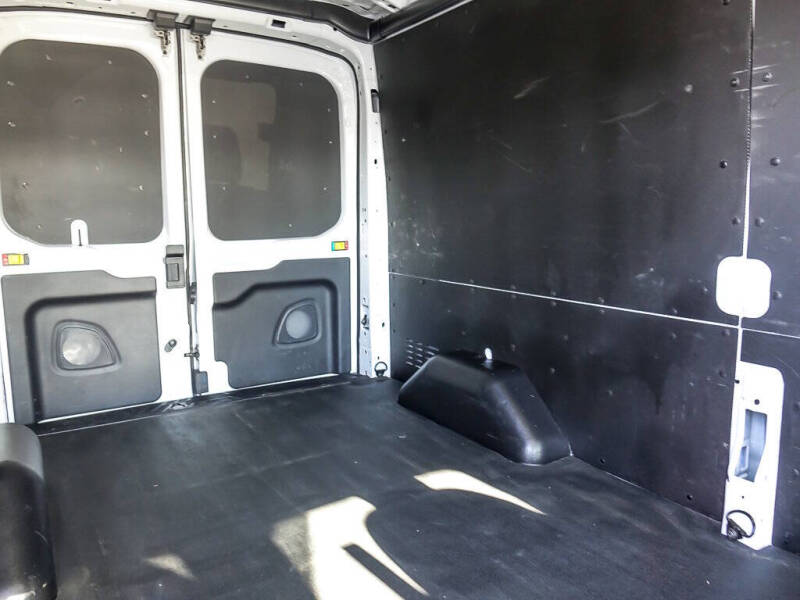 2024 Ford Transit 250