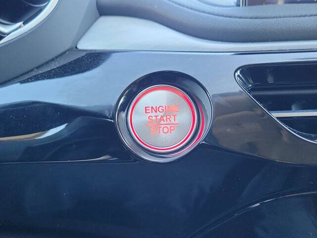 2025 Acura MDX w/Tech