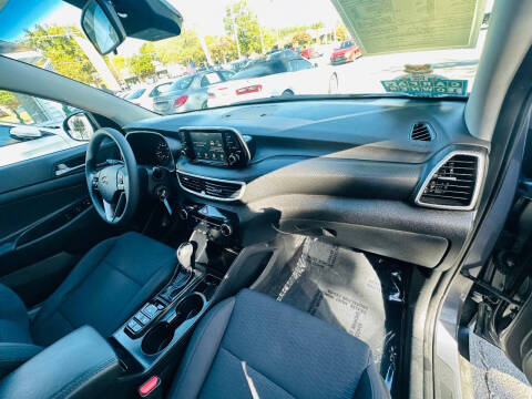 2021 Hyundai Tucson SE