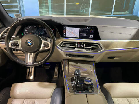 2021 BMW X7 M50i