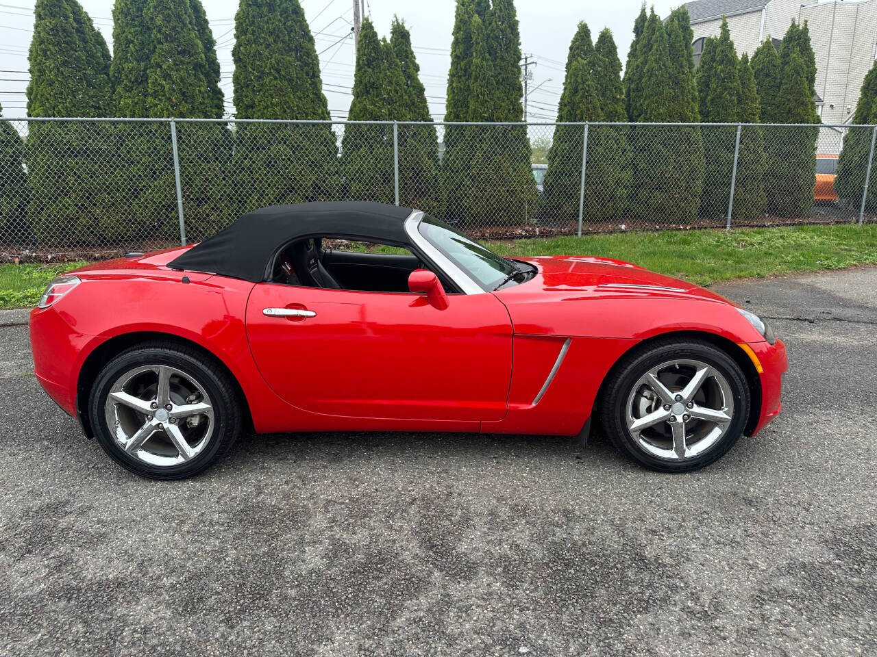 2008 Saturn SKY 4
