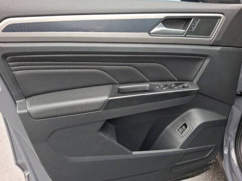 2020 Volkswagen Atlas Cross Sport V6 SEL R-Line 4Motion