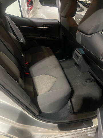 2020 Toyota Camry LE