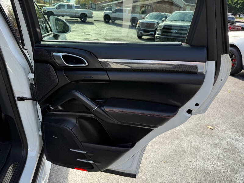 2017 Porsche Cayenne Turbo