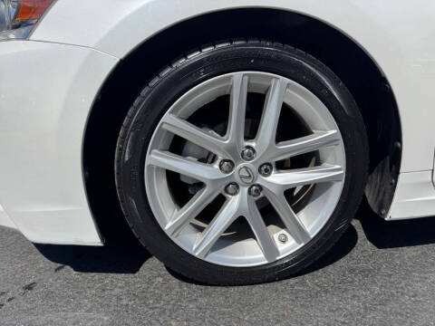 2017 Lexus CT 200h