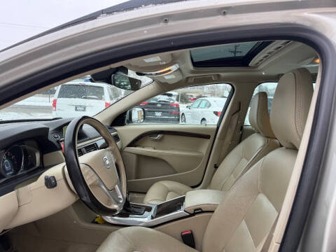 2015 Volvo XC70 T5 Drive-E Premier