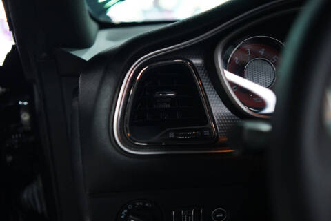 2015 Dodge Challenger SRT Hellcat