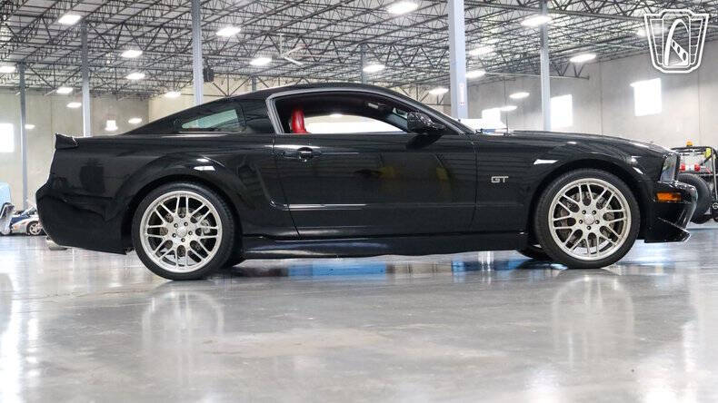 2005 Ford Mustang