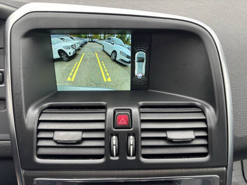 2016 Volvo XC60 T5 Drive-E Premier