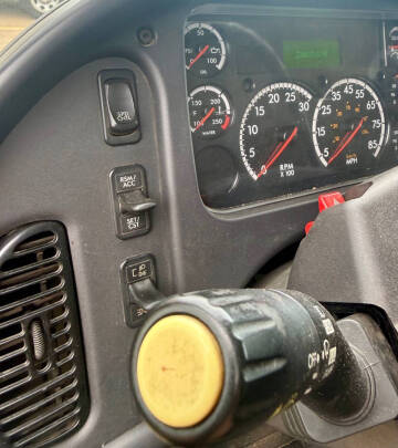 2020 Freightliner M2 106