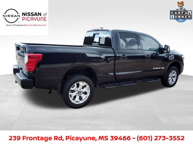 2024 Nissan Titan XD SV