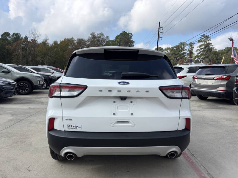 2020 Ford Escape SE
