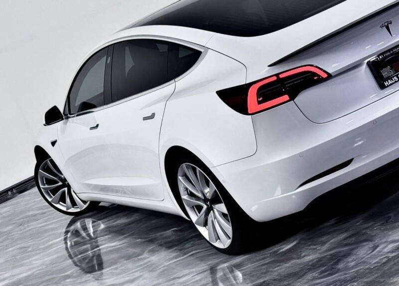 2019 Tesla Model 3 Long Range