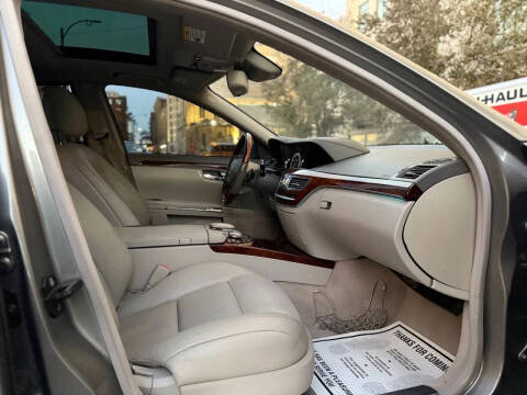 2010 Mercedes-Benz S-Class S 550