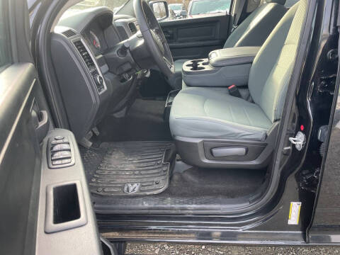 2017 RAM 1500 Express