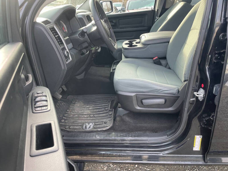 2017 RAM 1500 Express