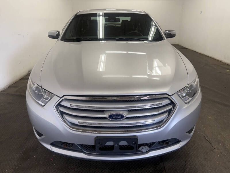2015 Ford Taurus Limited