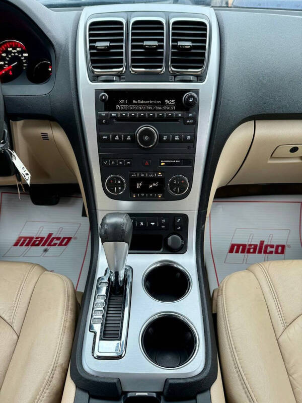 2011 GMC Acadia SLT-1