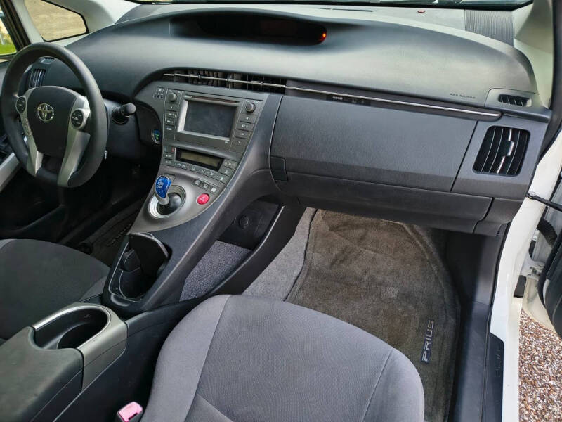 2013 Toyota Prius Three