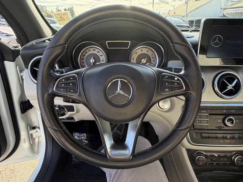 2015 Mercedes-Benz CLA CLA 250