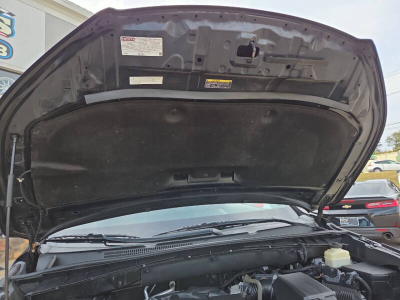 2017 Toyota Highlander LE