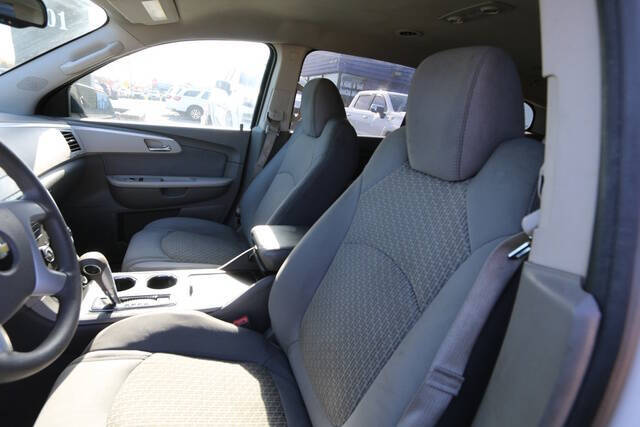 2012 Chevrolet Traverse LS