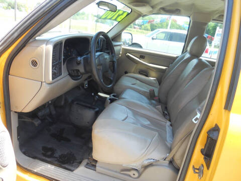 2005 GMC Sierra 2500HD