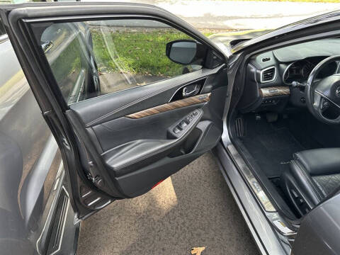 2016 Nissan Maxima Platinum