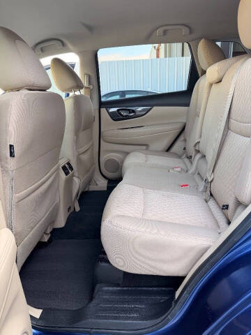 2020 Nissan Rogue SV