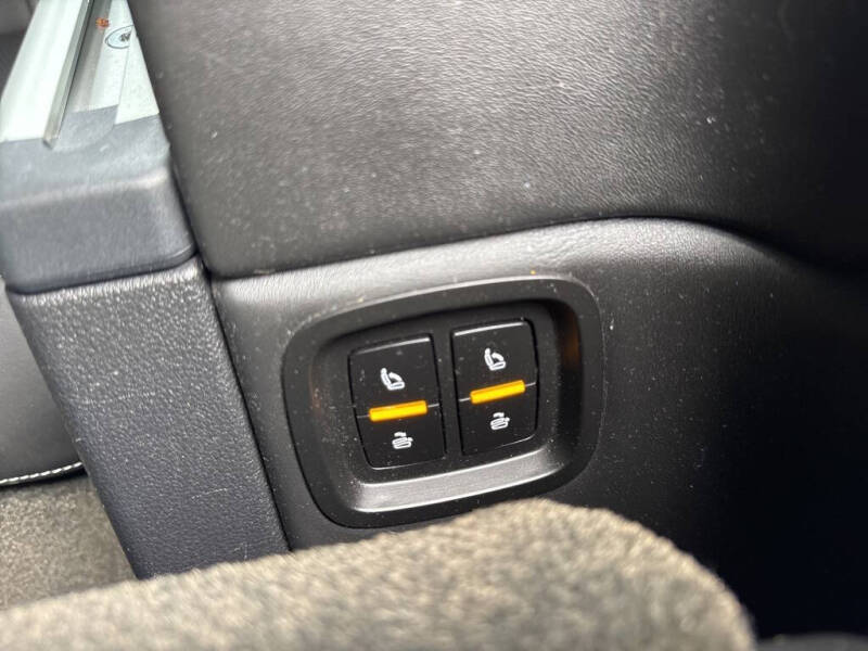 2018 Bentley Bentayga W12 Signature Edition