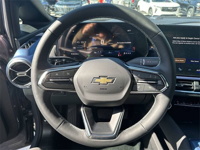 2026 Chevrolet Equinox EV LT 2