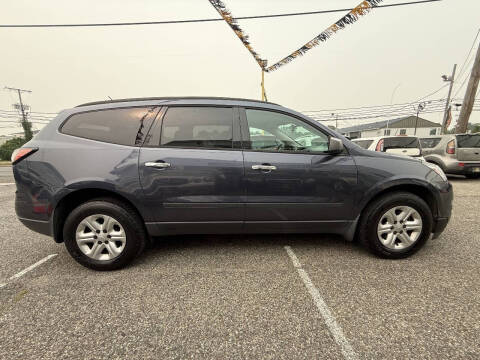 2013 Chevrolet Traverse LS