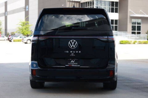 2025 Volkswagen ID. Buzz Pro S
