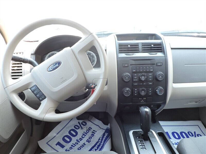 2009 Ford Escape XLS