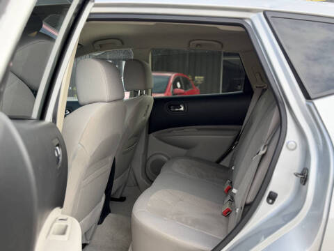 2015 Nissan Rogue Select S