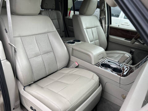 2014 Lincoln Navigator