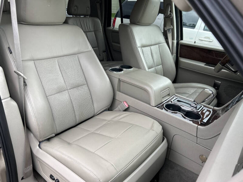 2014 Lincoln Navigator