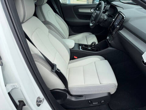 2026 Volvo EX40 Plus
