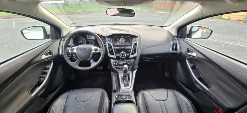2014 Ford Focus Titanium