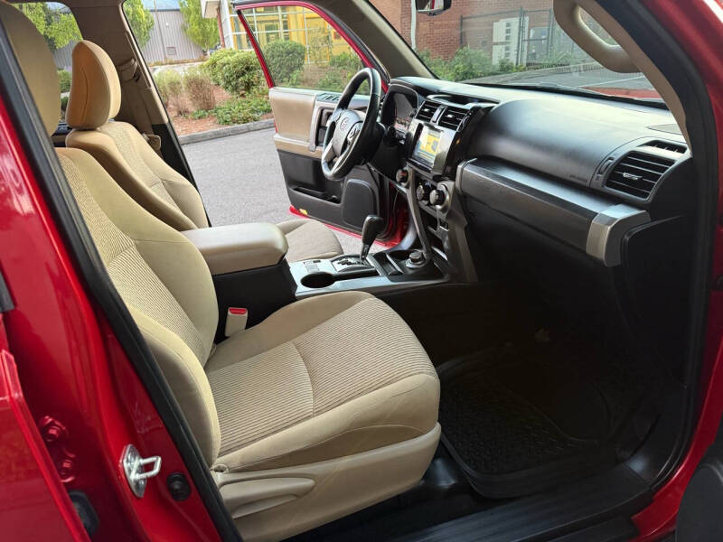 2022 Toyota 4Runner SR5