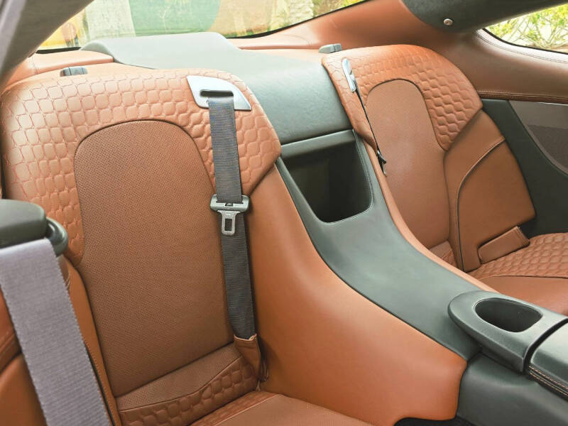 2014 Aston Martin Vanquish