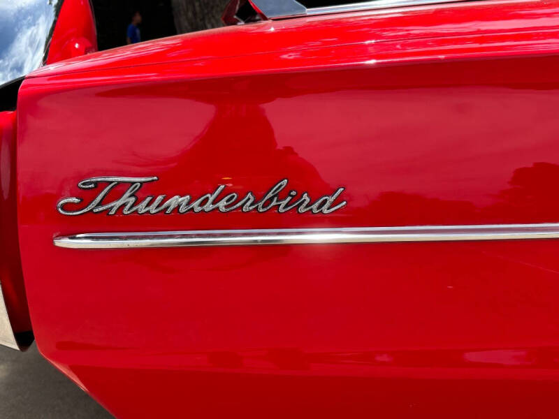 1966 Ford Thunderbird
