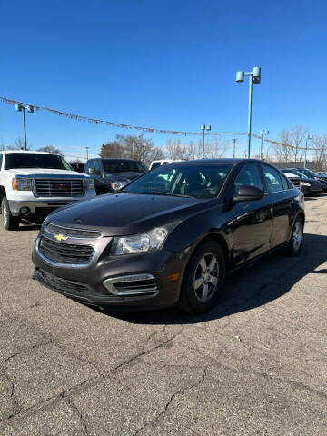 2015 Chevrolet Cruze for sale at R&R Car Company in Mount Clemens MI