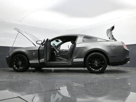 2011 Ford Mustang V6