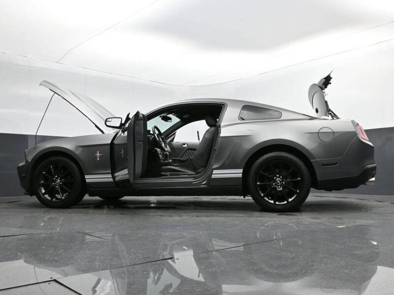 2011 Ford Mustang V6